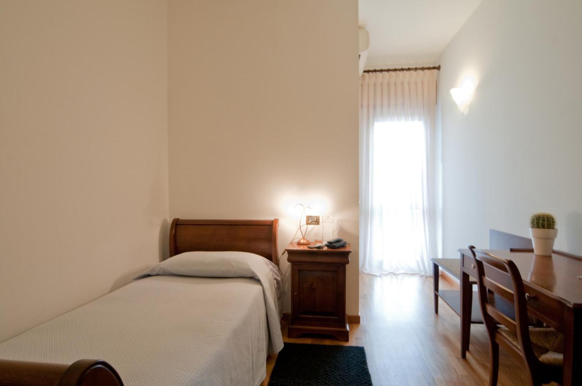 Hotel Belvedere Thiene Cameră foto
