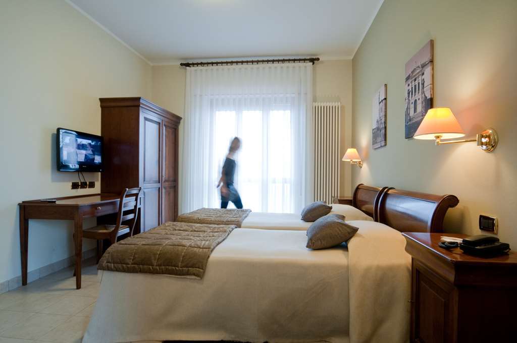 Hotel Belvedere Thiene Cameră foto
